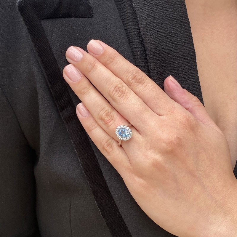 Platinum Aquamarine Diamond Cluster Ring A 1.08 D 0.30